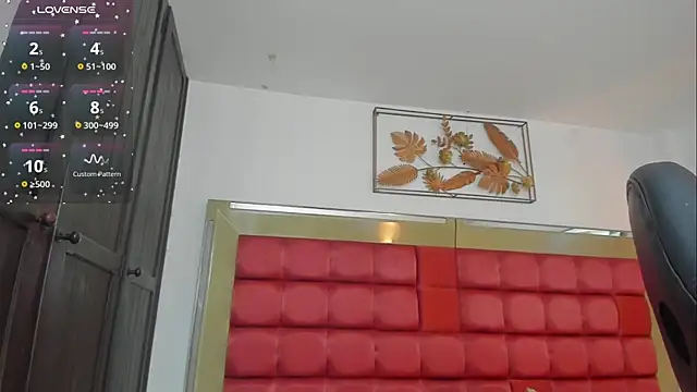 FaloonRoussel online show from November 10, 6:02 pm