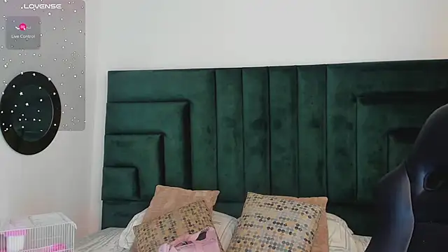 FaloonRoussel online show from November 7, 6:12 pm