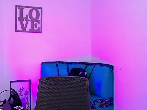 lilithnyx333 online show from April 15, 4:00 pm