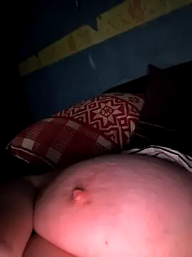 poussychats online show from January 10, 4:30 am