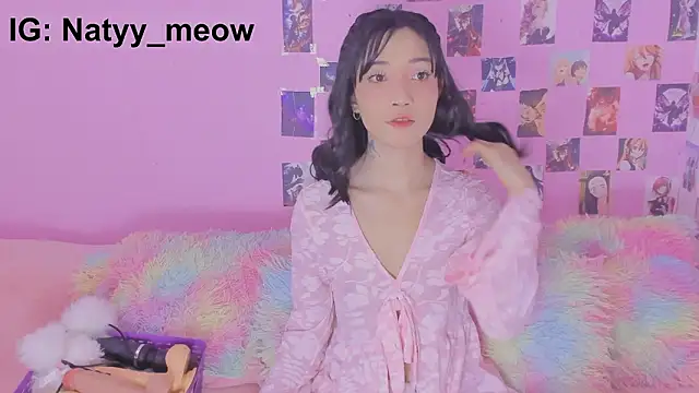 MIDORI BACK 01 online show from February 6, 11:45 pm