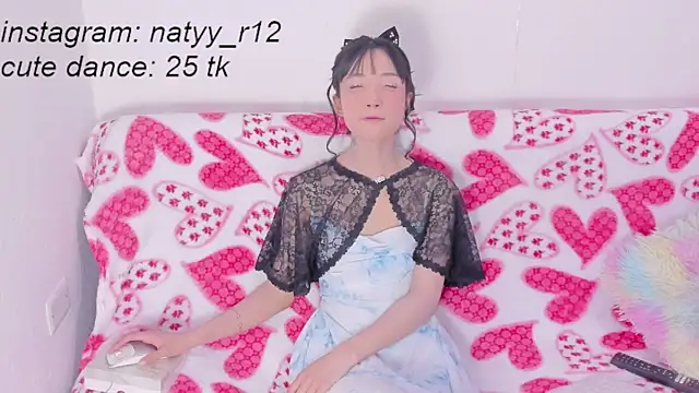 MIDORI BACK 01 online show from April 2, 11:44 pm