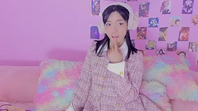 MIDORI BACK 01 online show from March 5, 9:54 pm