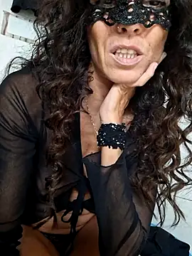 EmySkinny85 online show from October 29, 9:14 pm