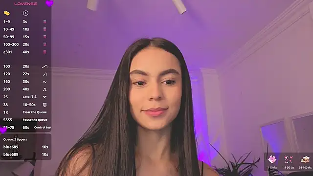 Snapshot of Aleejaa__ chatting on June 22, 11:18 am Aleejaa online show from June 22, 11:18 am