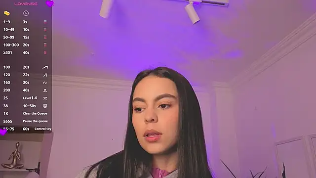 Snapshot of Aleejaa__ chatting on May 7, 11:24 am Aleejaa online show from May 7, 11:24 am