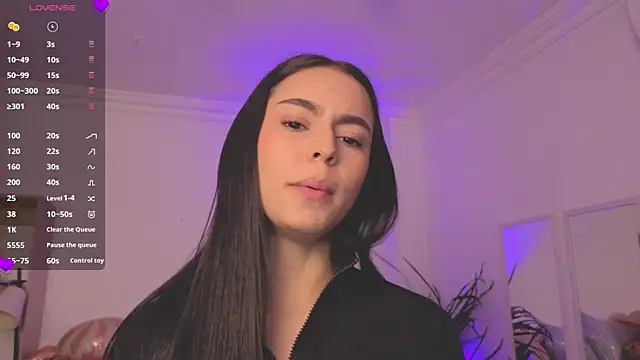 Snapshot of Aleejaa__ chatting on July 15, 11:28 am Aleejaa online show from July 15, 11:28 am