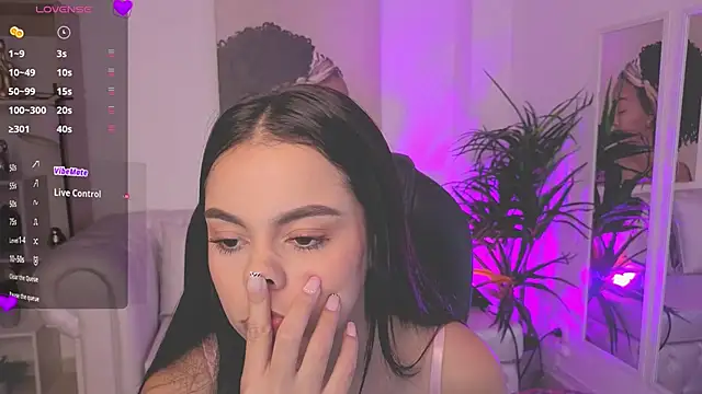 Aleejaa   online show from November 12, 12:09 pm