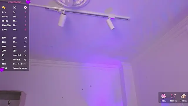 Aleejaa   online show from April 15, 11:38 am