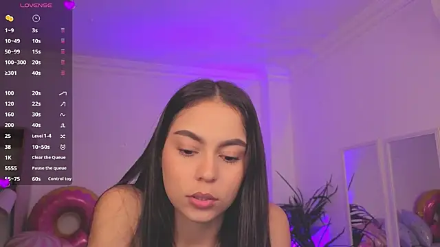 Snapshot of Aleejaa__ chatting on July 7, 11:36 am Aleejaa online show from July 7, 11:36 am
