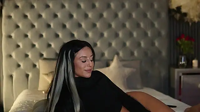 Snapshot of AmelyNoir chatting on March 14, 1:16 am AmelyNoir online show from March 14, 1:16 am