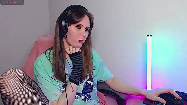 tracy cooper online show from February 18, 4:36 pm