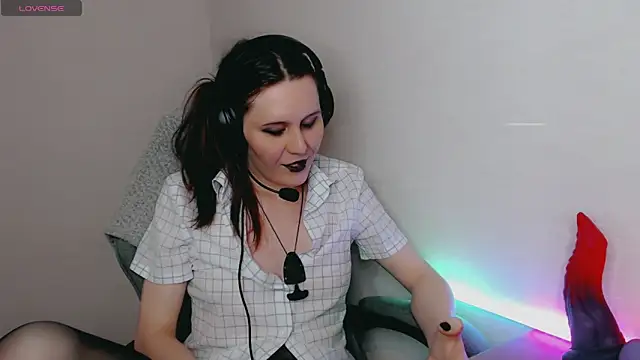 tracy cooper online show from December 23, 5:39 am