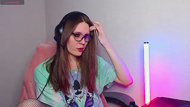 tracy cooper online show from February 18, 1:33 pm