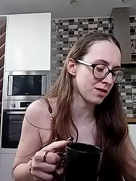 MartiniiSelenna online show from March 3, 9:45 am