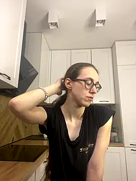 MartiniiSelenna online show from November 18, 6:39 am