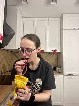 MartiniiSelenna online show from March 20, 6:47 am