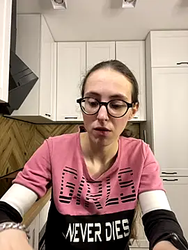 MartiniiSelenna online show from September 20, 5:56 am