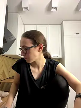 MartiniiSelenna online show from November 20, 6:47 am