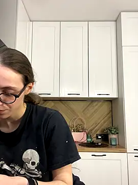 MartiniiSelenna online show from November 13, 6:50 am