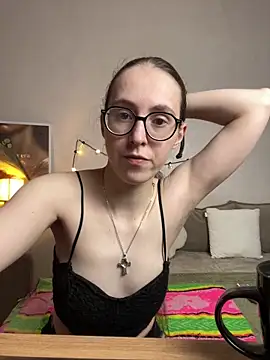 MartiniiSelenna online show from May 17, 5:51 am