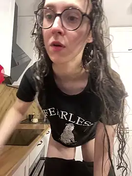 MartiniiSelenna online show from April 3, 5:25 am