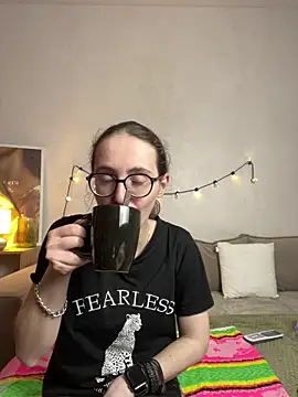MartiniiSelenna online show from May 15, 5:49 am