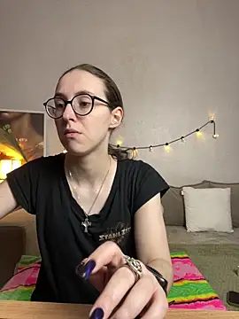 MartiniiSelenna online show from May 9, 5:44 am