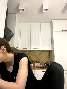 MartiniiSelenna online show from November 21, 6:45 am