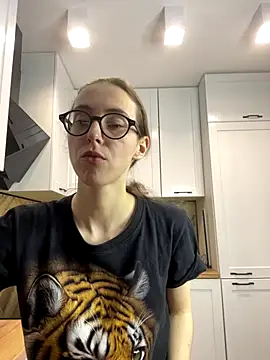 MartiniiSelenna online show from September 14, 5:52 am