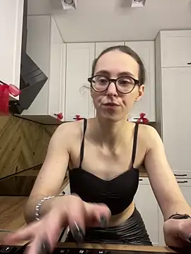 MartiniiSelenna online show from December 17, 6:29 am