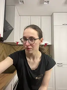 MartiniiSelenna online show from April 22, 5:58 am