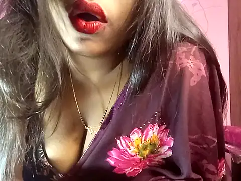 Snapshot of dezizhena_baarch chatting on January 14, 7:00 pm dezizhena baarch online show from January 14, 7:00 pm