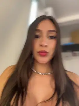 Snapshot of Rose-euphoria chatting on May 23, 9:14 pm Rose-euphoria online show from May 23, 9:14 pm
