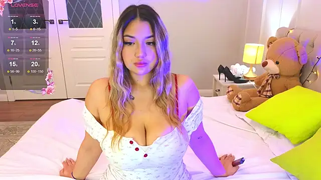 DaniellaMell online show from April 9, 3:41 am