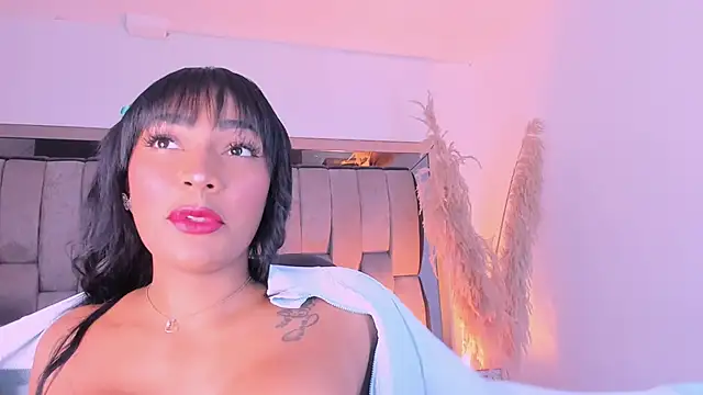 AngelineHeet online show from January 13, 2:37 am