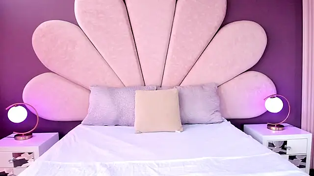 MarianaGarciaa   online show from March 10, 7:07 pm