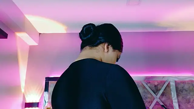 MarianaGarciaa   online show from October 18, 7:27 pm