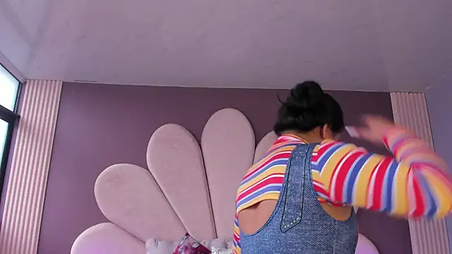 MarianaGarciaa   online show from October 3, 7:48 pm