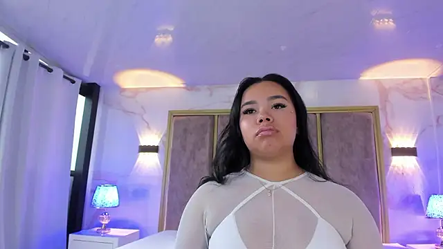 MarianaGarciaa   online show from March 6, 6:58 pm