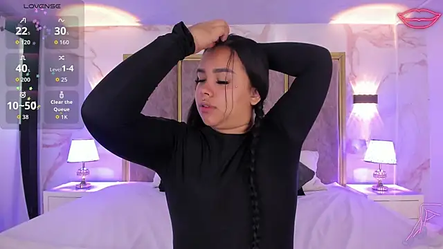 MarianaGarciaa   online show from September 26, 7:21 pm