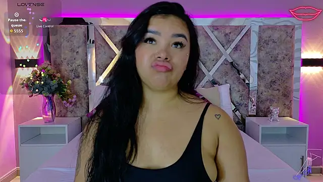 MarianaGarciaa   online show from October 15, 7:22 pm