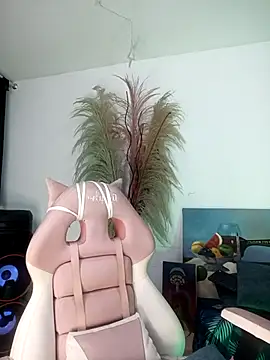 lovely kitt online show from January 15, 10:57 pm