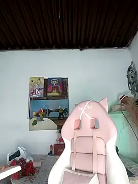 lovely kitt online show from March 30, 4:14 am