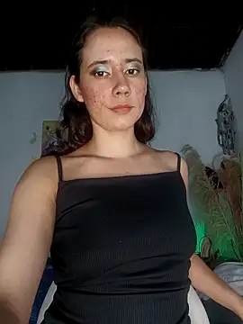 lovely kitt online show from April 19, 12:44 am