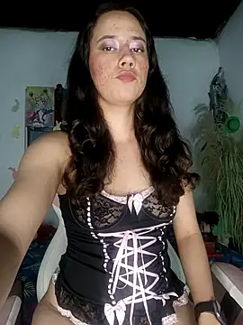 lovely kitt online show from April 29, 3:00 am
