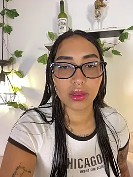 melanieecox online show from May 28, 9:32 pm