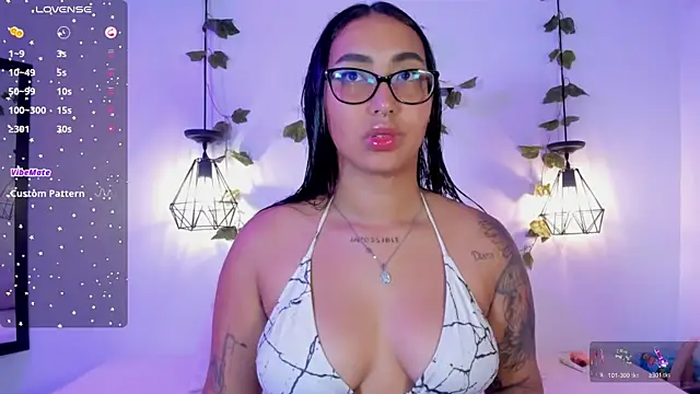 melanieecox online show from May 27, 12:09 am