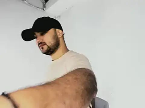 Snapshot of Sebas-hott chatting on November 8, 9:29 pm Sebas-hott online show from November 8, 9:29 pm