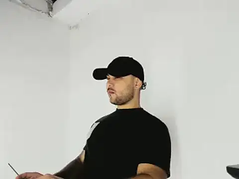 Snapshot of Sebas-hott chatting on October 29, 10:31 pm Sebas-hott online show from October 29, 10:31 pm